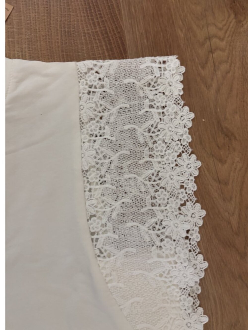 NWT French Designer Cotton T-Shirt with Lace Sleeves - Picture 6 of 7